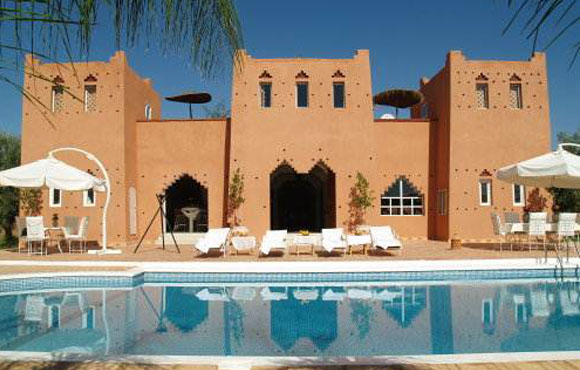 Marrakech: Nuitée pour deux personnes avec petit dejeuner inclus à seulement 290dhs chez Kasbah Chwiter!