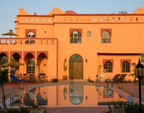 Essaouira: Séjournez en chambre simple, double ou triple au Riad les 2 mondes!