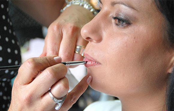 Maquillage de Cérémonie & Libanais à Domicile à seulement 199dhs au lieu de 500 avec Nabila Make Up